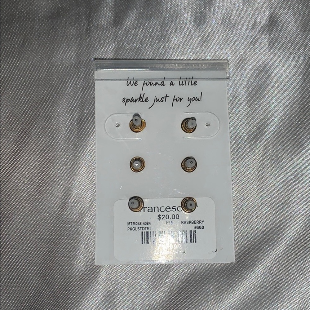 Earring Set - Picture 4 of 9